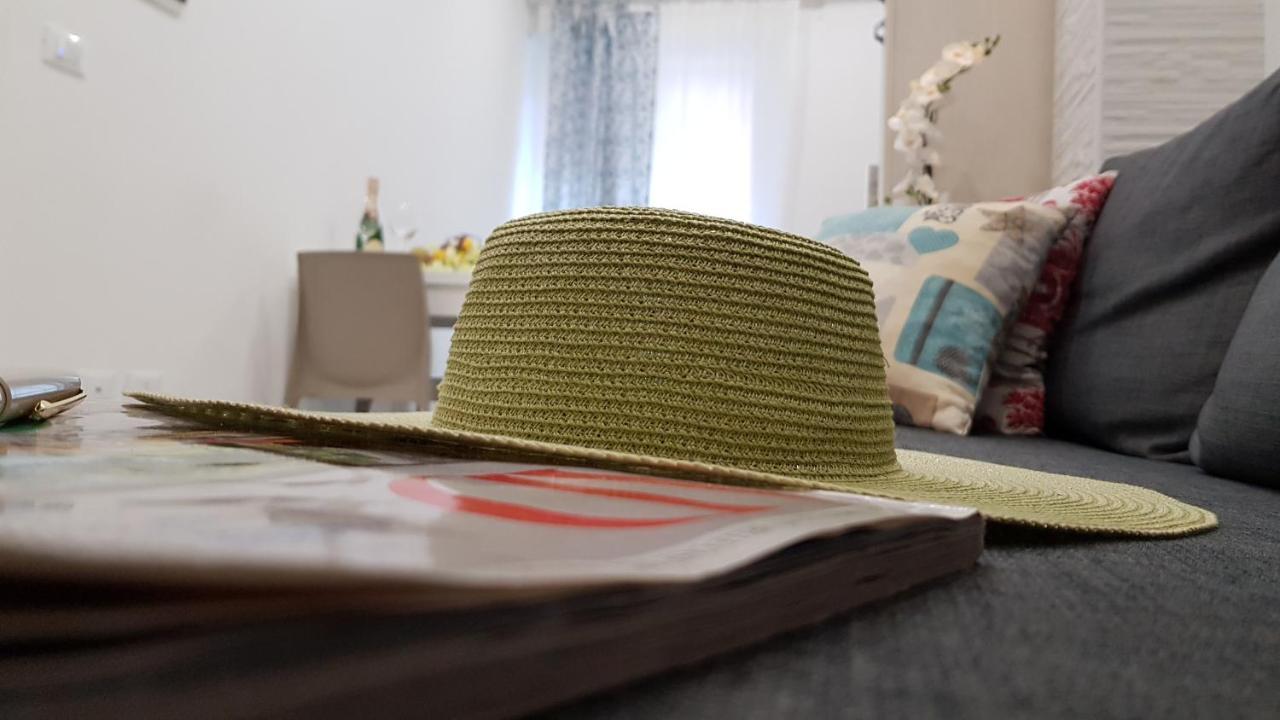 Martin Holiday Apartments Giardini Naxos Luaran gambar