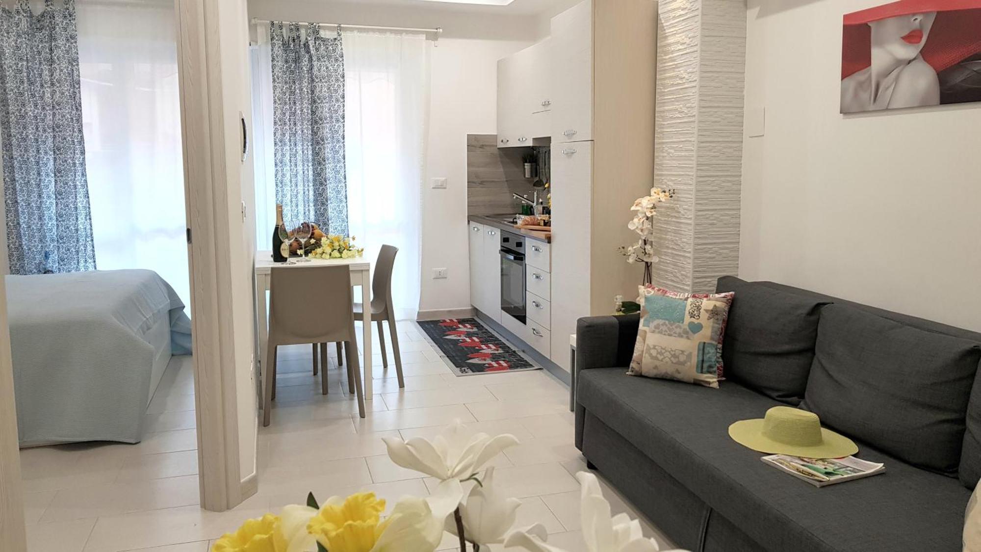 Martin Holiday Apartments Giardini Naxos Luaran gambar